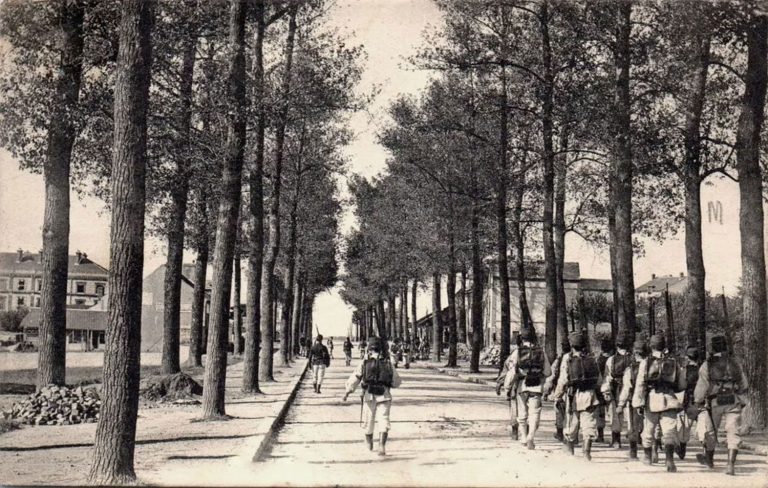 45200 Montargis - Avenue d'Antibes vers 1900