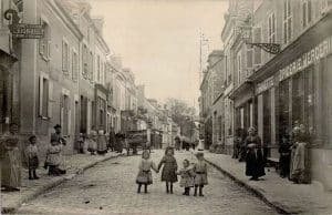 Vieux Montargis, Rue du Faubourg d'Orléans 45200 Montargis 1908 - Photo nettoyée