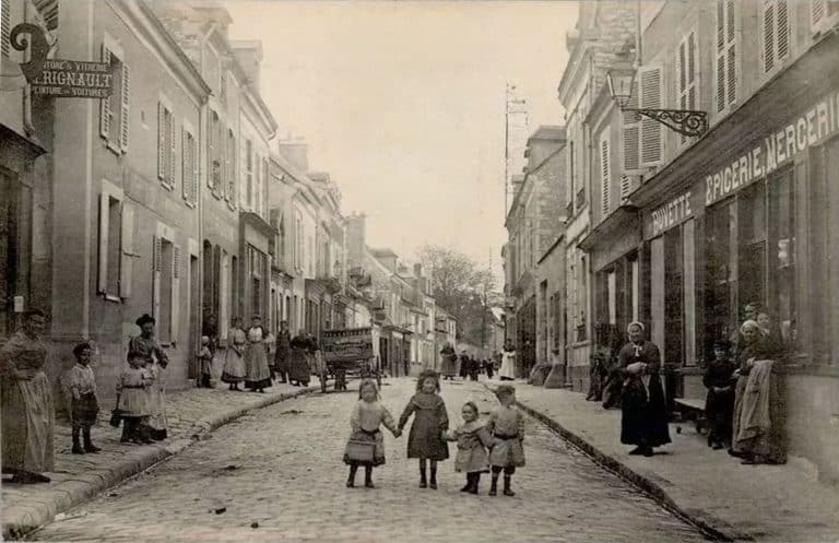 Vieux Montargis, Rue du Faubourg d'Orléans 45200 Montargis 1908 - Photo nettoyée