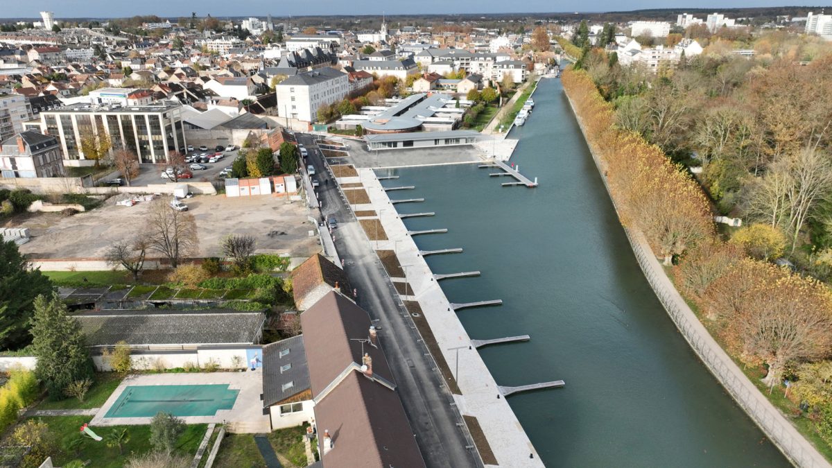 Vieux Montargis - Rue du Pont Saint-Roch - Le nouveau port - Marina